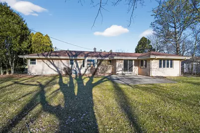 8942 N Silver Brook Ln, Brown Deer, WI 53223 - Photo 24