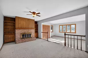 8942 N Silver Brook Ln, Brown Deer, WI 53223 - Photo 14