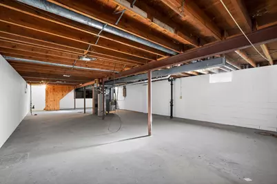 8942 N Silver Brook Ln, Brown Deer, WI 53223 - Photo 22