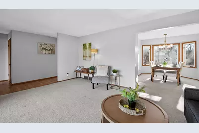 8942 N Silver Brook Ln, Brown Deer, WI 53223 - Photo 6