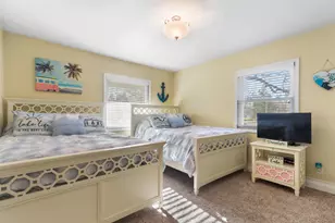 501 Sue Ann Dr, Lake Geneva, WI 53147 - Photo 14