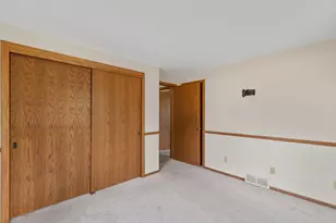 526 N 12th St, Oostburg, WI 53070 - Photo 14