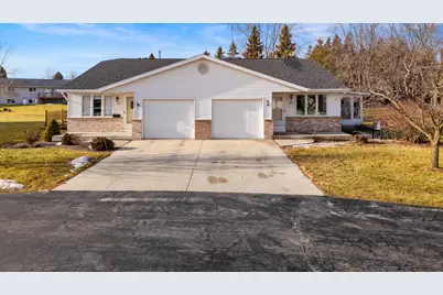 526 N 12th St, Oostburg, WI 53070 - Photo 24