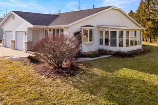 526 N 12th St, Oostburg, WI 53070 - Photo 2