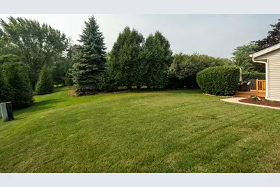 3009 W Renee Ct, Mequon, WI 53092 - Photo 36