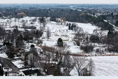 3009 W Renee Ct, Mequon, WI 53092 - Photo 46