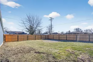 6421 59th Ave, Kenosha, WI 53142 - Photo 6