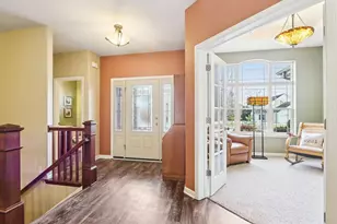 609 Evergreen Terrace, Port Washington, WI 53074 - Photo 2