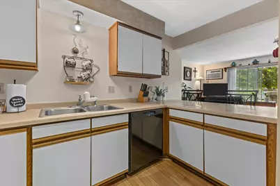 S75W16788  Jacob Ct #12, Muskego, WI 53150 - Photo 10