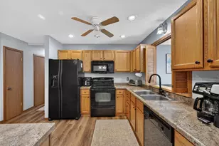 7020 Mariner Dr, Racine, WI 53406 - Photo 4