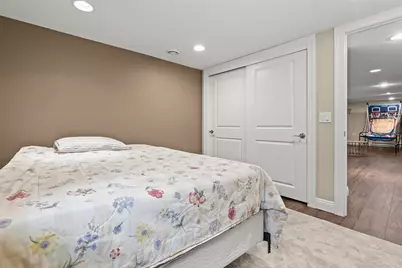 2621 S Seymour Pl, West Allis, WI 53227 - Photo 38