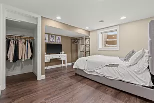 2621 S Seymour Pl, West Allis, WI 53227 - Photo 36