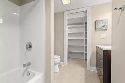 2621 S Seymour Pl, West Allis, WI 53227 - Photo 40