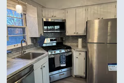 2336 W Lawn Ave, Milwaukee, WI 53209 - Photo 4