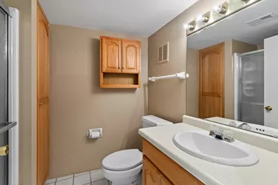 998  Lake Country Ct, Oconomowoc, WI 53066 - Photo 18