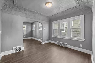 3905 N 13th St #3907, Milwaukee, WI 53206 - Photo 6