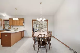 142 Riverside Dr, Racine, WI 53185 - Photo 16