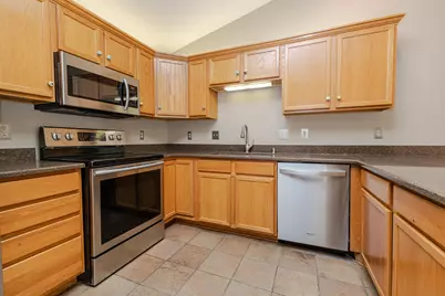 N43W32953  Rasmus Rd #3-H, Nashotah, WI 53058 - Photo 10