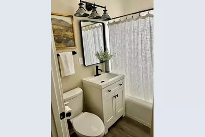 4872 N 63rd St, Milwaukee, WI 53218 - Photo 12