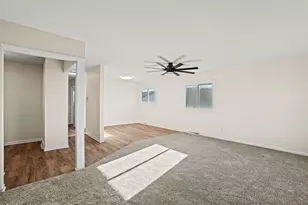 4226 S Pennsylvania Ave, Saint Francis, WI 53235 - Photo 6