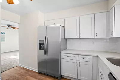 4226 S Pennsylvania Ave, Saint Francis, WI 53235 - Photo 22