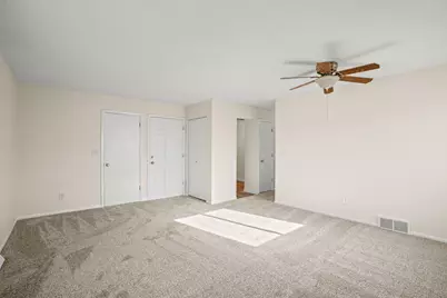 4226 S Pennsylvania Ave, Saint Francis, WI 53235 - Photo 18