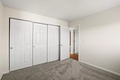 4226 S Pennsylvania Ave, Saint Francis, WI 53235 - Photo 14