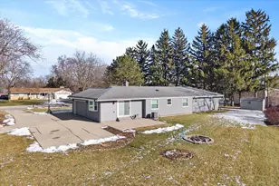 N97W16385 Tippicanoe Ct, Germantown, WI 53022 - Photo 40