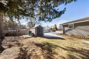 N97W16385 Tippicanoe Ct, Germantown, WI 53022 - Photo 36