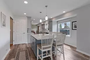 N97W16385 Tippicanoe Ct, Germantown, WI 53022 - Photo 4