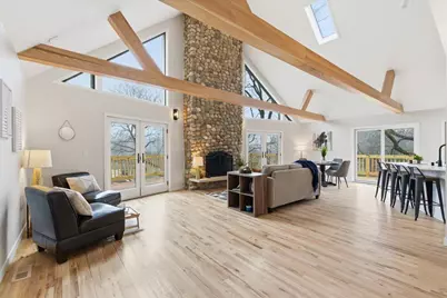 N65W30990  Beaver Lake Rd, Merton, WI 53029 - Photo 2