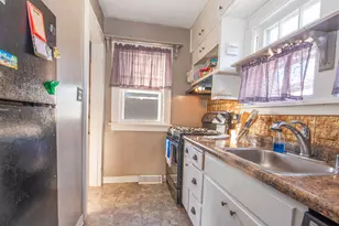 2604 Hayes Avenue, Racine, WI 53405 - Photo 6