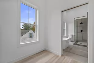 308 Oak St, Slinger, WI 53086 - Photo 14