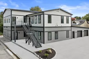 308 Oak St, Slinger, WI 53086 - Photo 16