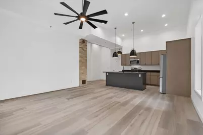 308  Oak St #102, Slinger, WI 53086 - Photo 12