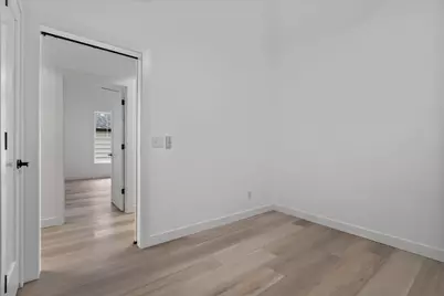 308  Oak St #102, Slinger, WI 53086 - Photo 20