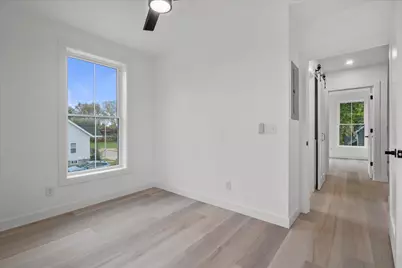 308  Oak St #201, Slinger, WI 53086 - Photo 18