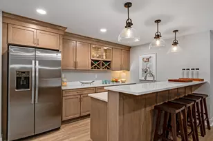 11553 N Creekside Ct, Mequon, WI 53092 - Photo 24