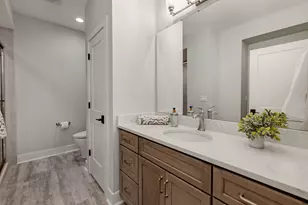 11553 N Creekside Ct, Mequon, WI 53092 - Photo 28