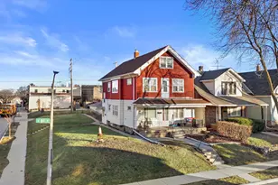 1304 S 61st St, West Allis, WI 53214 - Photo 4