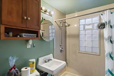 1304 S 61st St #1306, West Allis, WI 53214 - Photo 18