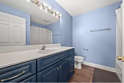 1920 N Farwell Ave #203, Milwaukee, WI 53202 - Photo 16