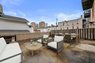 1920 N Farwell Ave, Milwaukee, WI 53202 - Photo 4