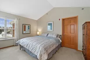 12374 W Virginia Cir, Franklin, WI 53132 - Photo 16