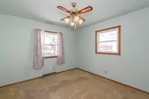 5034 S 20th St, Milwaukee, WI 53221 - Photo 12