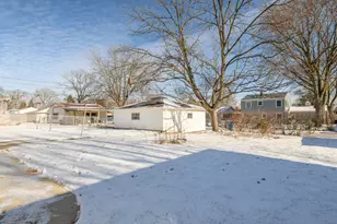 5034 S 20th St, Milwaukee, WI 53221 - Photo 20