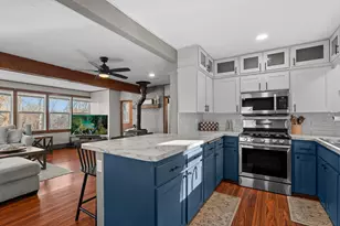 W6285 Harbor Lights Cir, Lyndon, WI 53011 - Photo 6