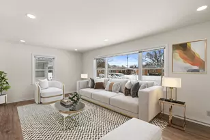 1108 Shorecrest Dr, Racine, WI 53402 - Photo 4