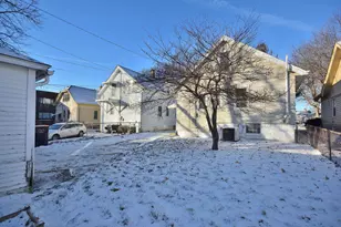 2178 S 84th St, West Allis, WI 53227 - Photo 24