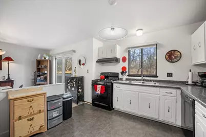 9206 N 70th St #3, Milwaukee, WI 53223 - Photo 12